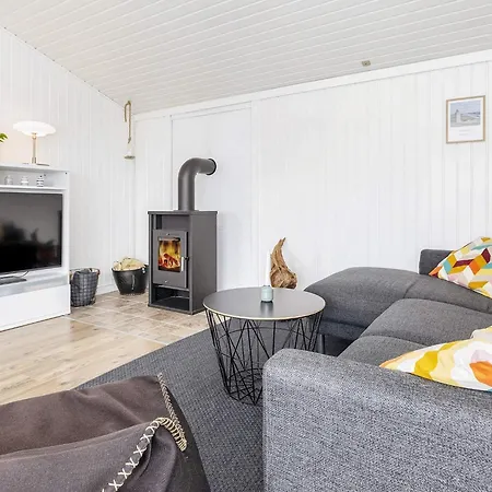 6 Person In Lokken-by Traum Ferienhaus *