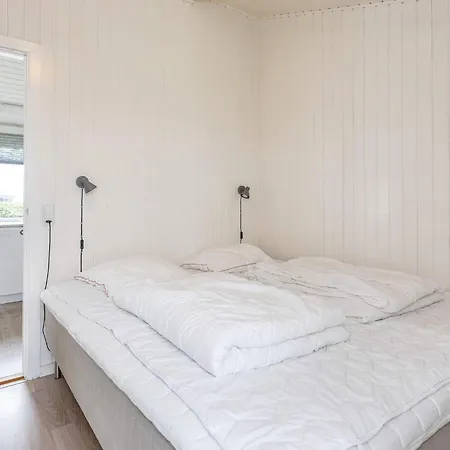 6 Person In Lokken-by Traum Ferienhaus *